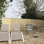 2 Bed In Torquay 82540